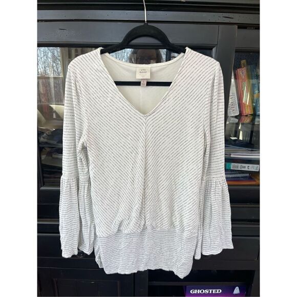 Knox Rose White and Gray Striped Tunic - Picture 1 of 7